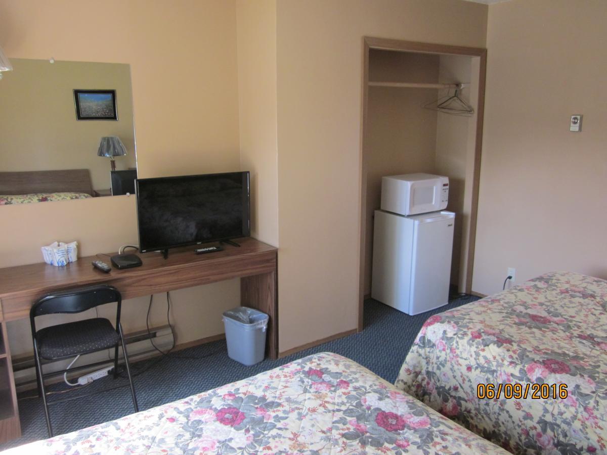 Valleyview Motel Williams Lake Esterno foto