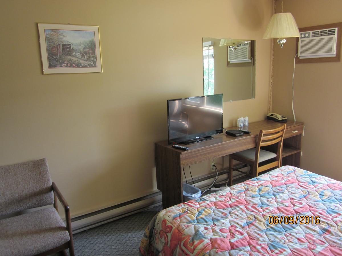 Valleyview Motel Williams Lake Esterno foto