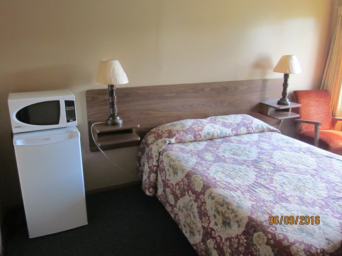 Valleyview Motel Williams Lake Esterno foto