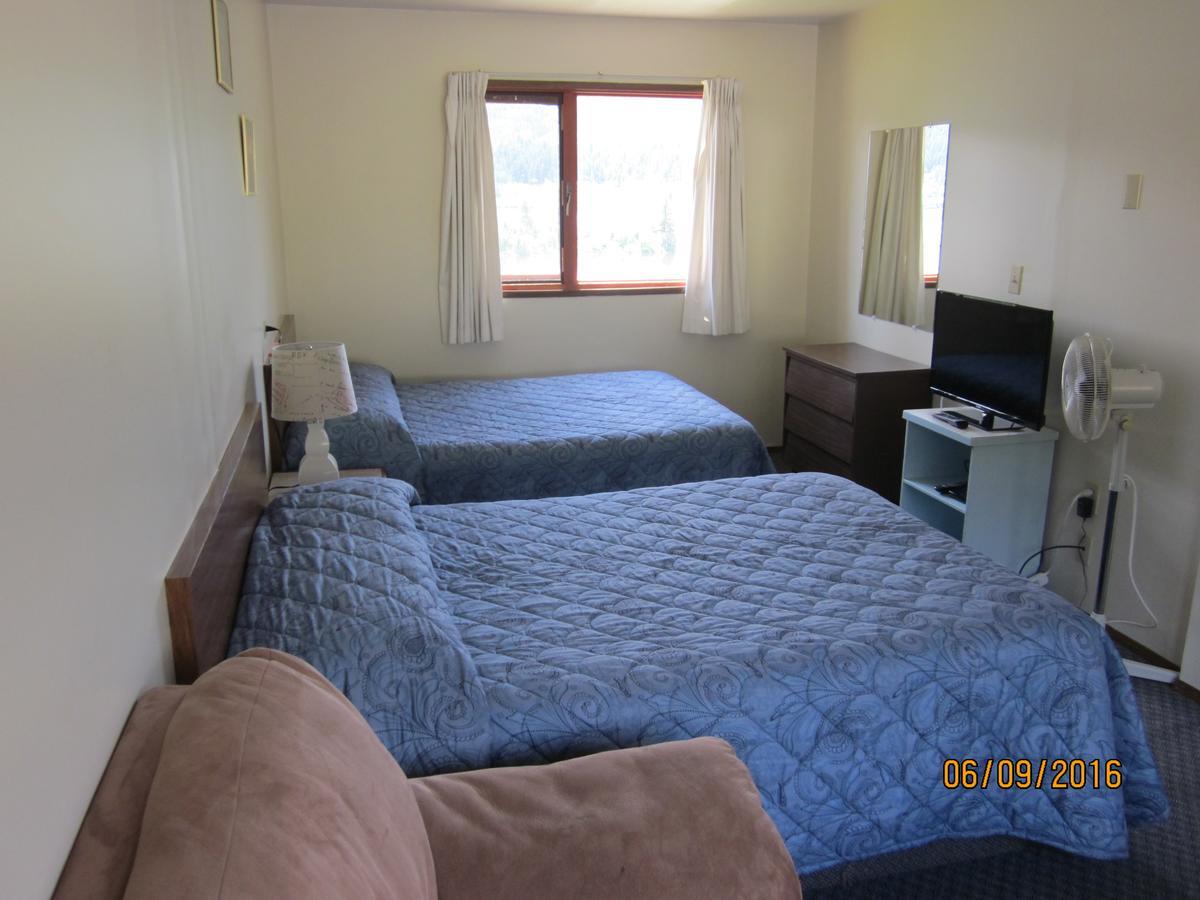 Valleyview Motel Williams Lake Esterno foto