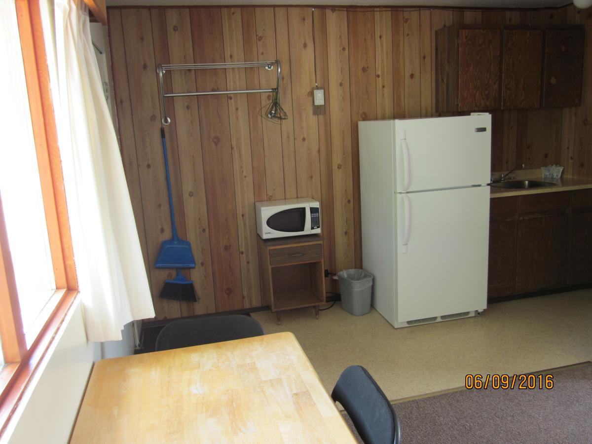 Valleyview Motel Williams Lake Esterno foto